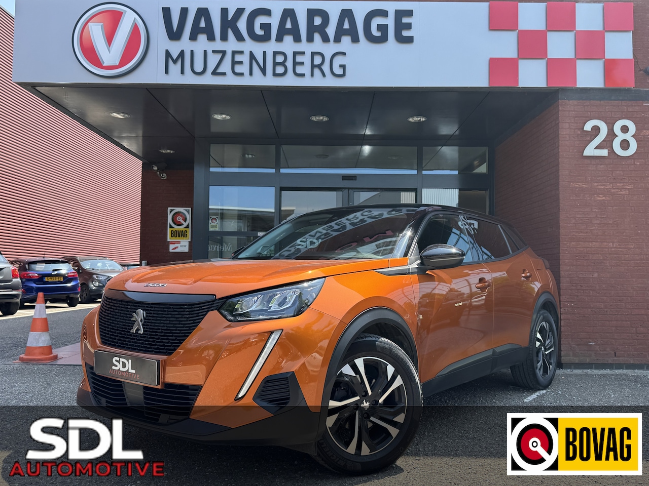 Peugeot 2008 - 1.2 PureTech Allure Pack // TREKHAAK // PDC // APPLE CARPLAY - ANDROID AUTO // CRUISE // - AutoWereld.nl