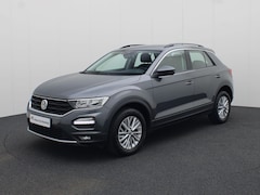 Volkswagen T-Roc - 1.0TSI/110PK Style · Navigatie · Parkeersensoren · Lane assist