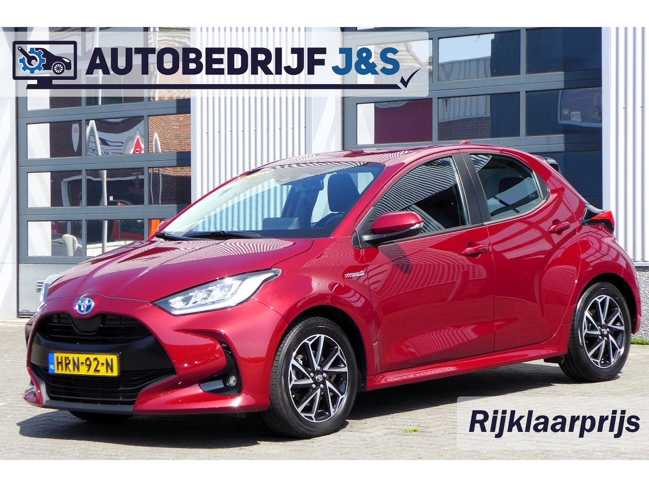 Toyota Yaris - 1.5 Hybrid Dynamic Rijklaarprijs! | 12 Maanden Garantie | Onderhoudsbeurt | Mobiliteitserv - AutoWereld.nl