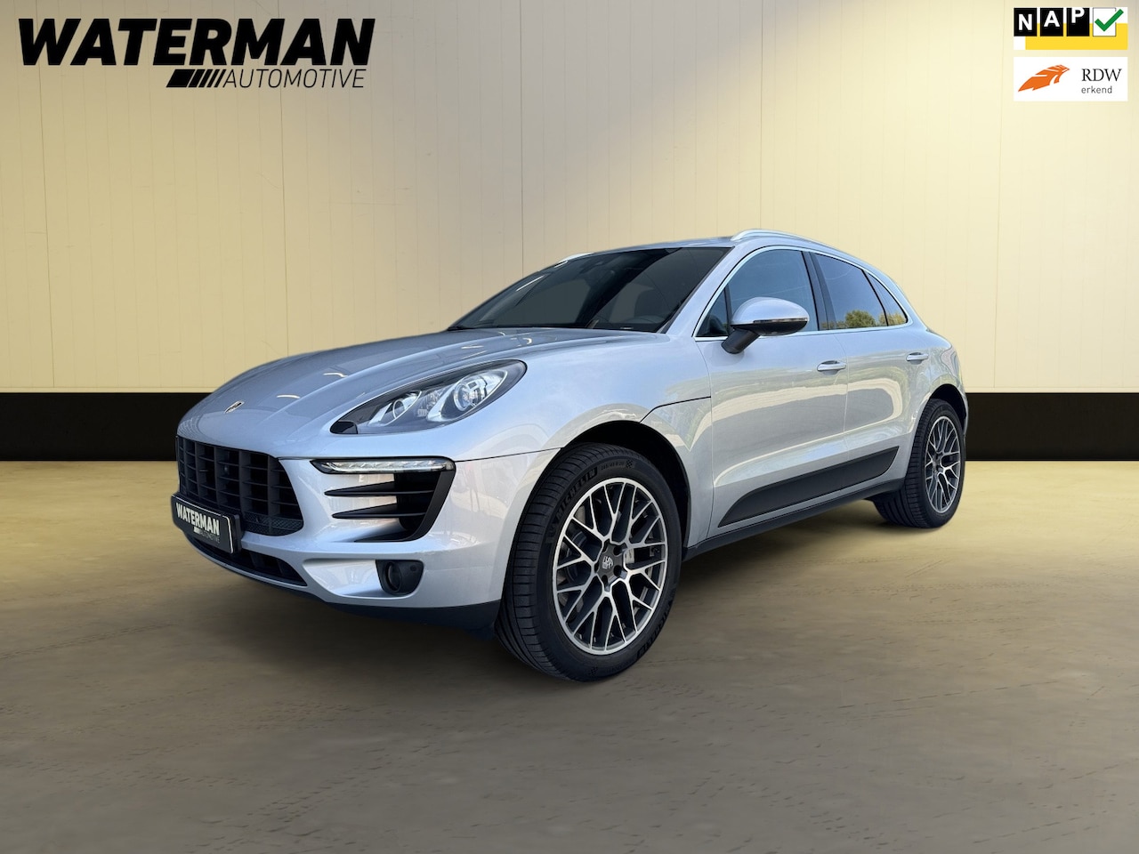 Porsche Macan - 3.0 D S PANO/CHRONO/KEYLESS/CAMERA/LUCHTVERING/BOSE/TREKHAAK/NL AUTO!! - AutoWereld.nl
