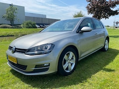 Volkswagen Golf - 2013 * 1.4 TSI Highline * AUTOMAAT * NAV * LMV