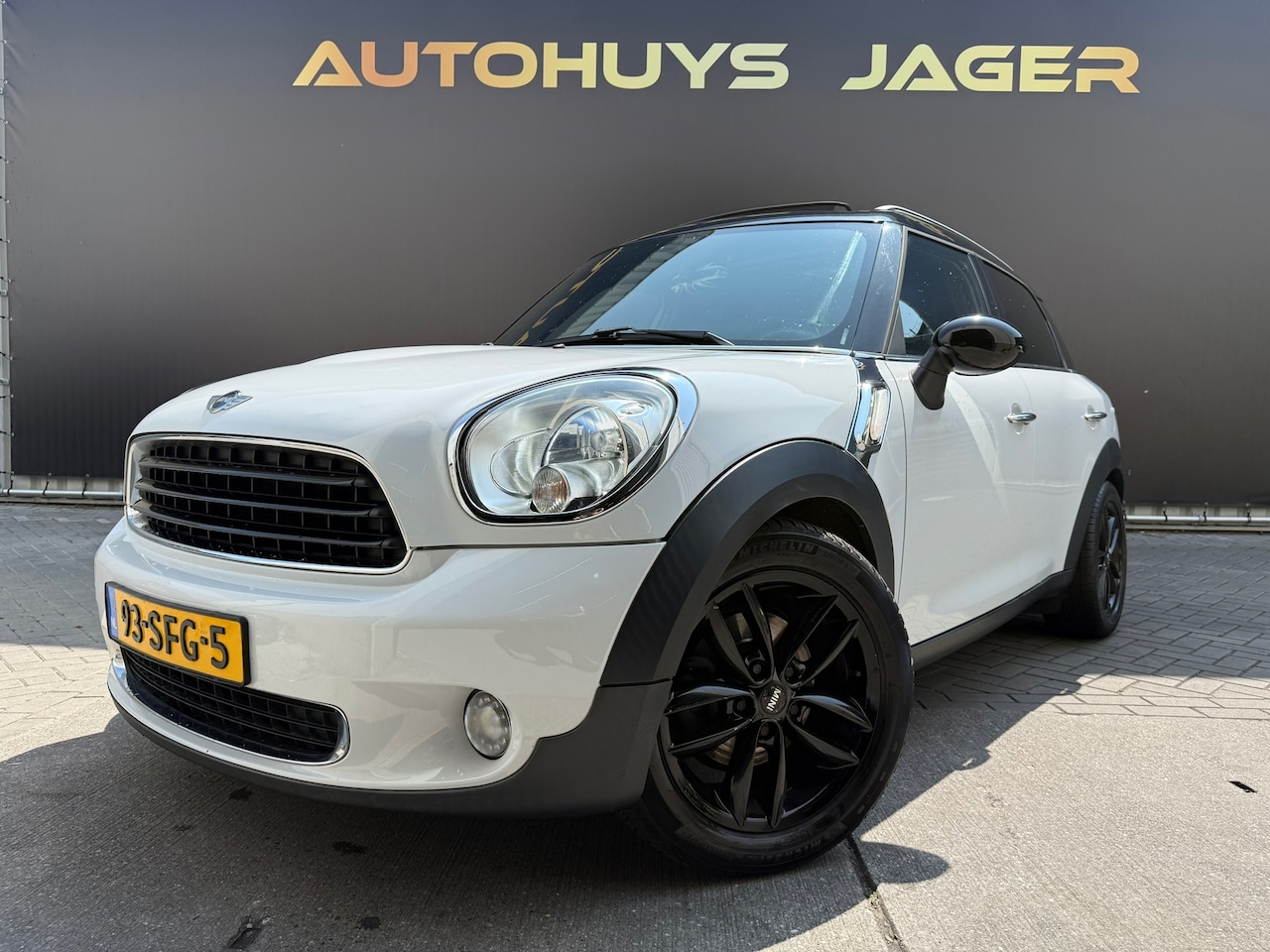 MINI Countryman - Mini 1.6 Cooper Chili |Panoramadak|Leder| - AutoWereld.nl