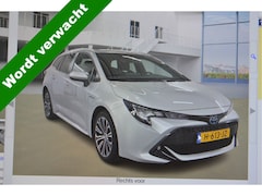 Toyota Corolla Touring Sports - 1.8 Hybrid Busn. + Nap / Digit.dash / Led verl. / 17" lmv. / Apple, android