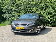Peugeot 308 SW - 1.2 e-THP Première | Pano + Cruise + Navi Nu € 6.975,