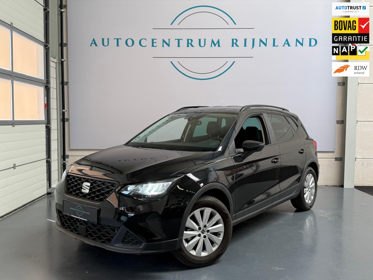 Seat Arona - 1.0 EcoTSI FR Business Connect FABRIEKS GARANTIE - AutoWereld.nl
