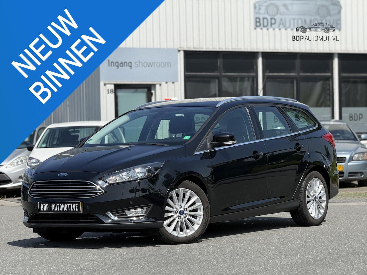 Ford Focus Wagon - 1.5 Titanium KEYLESS START/CLIMATE CONTROLE/NL AUTO! - AutoWereld.nl