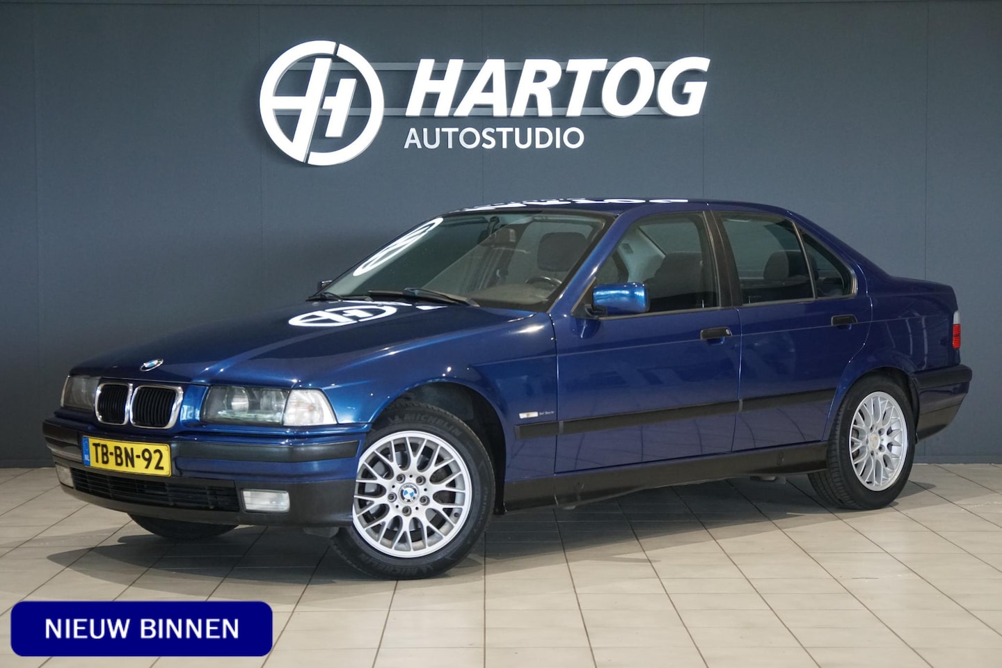 BMW 3-serie - 316i Edition + ORIG. NEDERLANDS / CLIMATE CONTORL / PDC - AutoWereld.nl