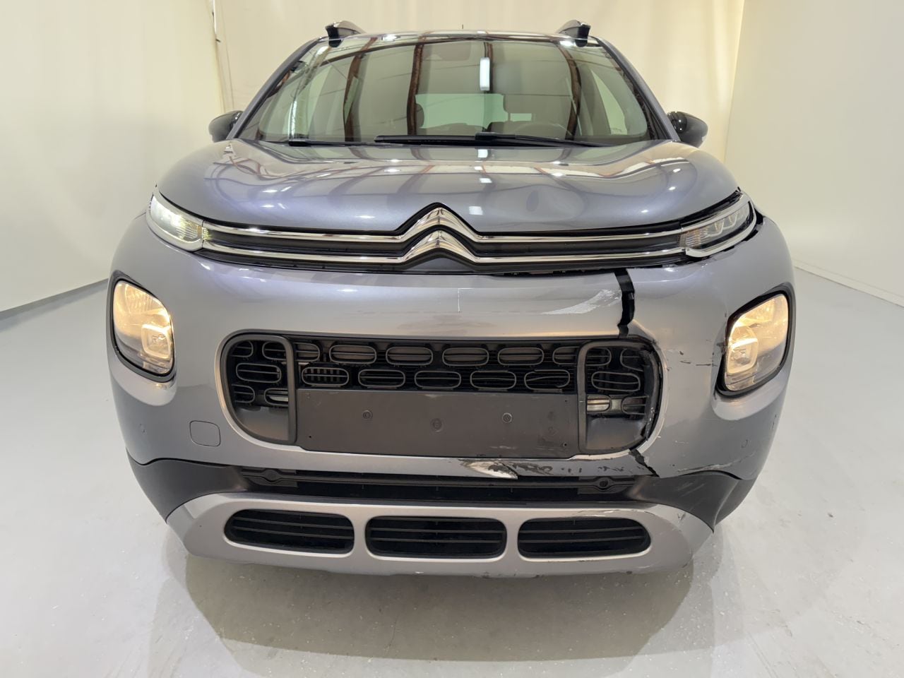 Citroën C3 Aircross - 1.2 PureTech 110 Shine Aut6 - AutoWereld.nl