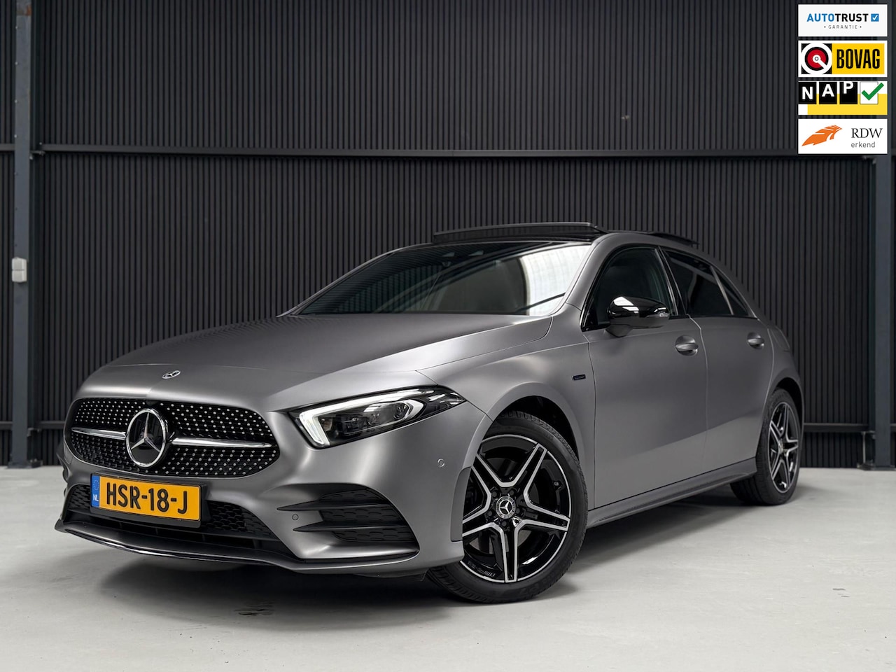 Mercedes-Benz A-klasse - 250 e Business Solution AMG Limited ACC|Pano|Sfeer|360 Camera| - AutoWereld.nl