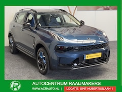 Lynk & Co 01 - 1.5 MILD HYBRID 50 STUKS OP VOORRAAD VOL OPTIES 360 CAMERA ADAPTIVE CRUISE CONTROL PANORAM