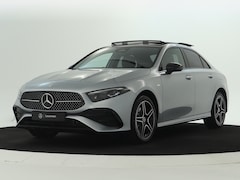 Mercedes-Benz A-klasse - 250 e Business Solution AMG | Trekhaak | Nightpakket | Parkeerpakket met achteruitrijcamer