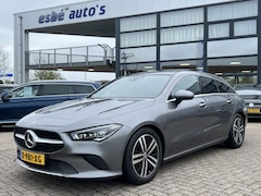 Mercedes-Benz CLA-klasse Shooting Brake - 180 D 2.0 Business Solution Luxury Navigatie Trekhaak Panoramadak Elek. Stoelen Leer Stoel