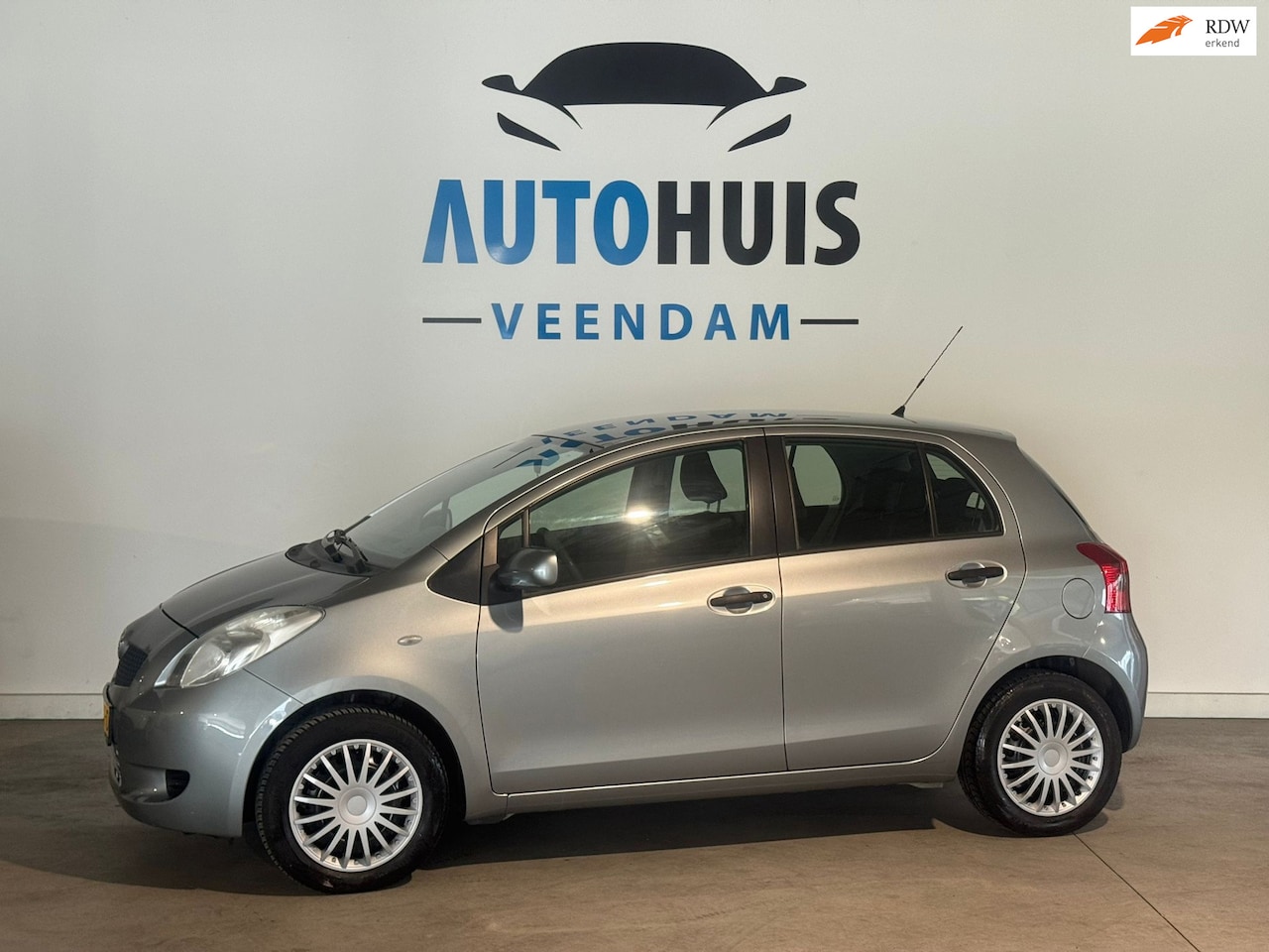 Toyota Yaris - 1.0 VVT-i 1.0 VVTi + - AutoWereld.nl