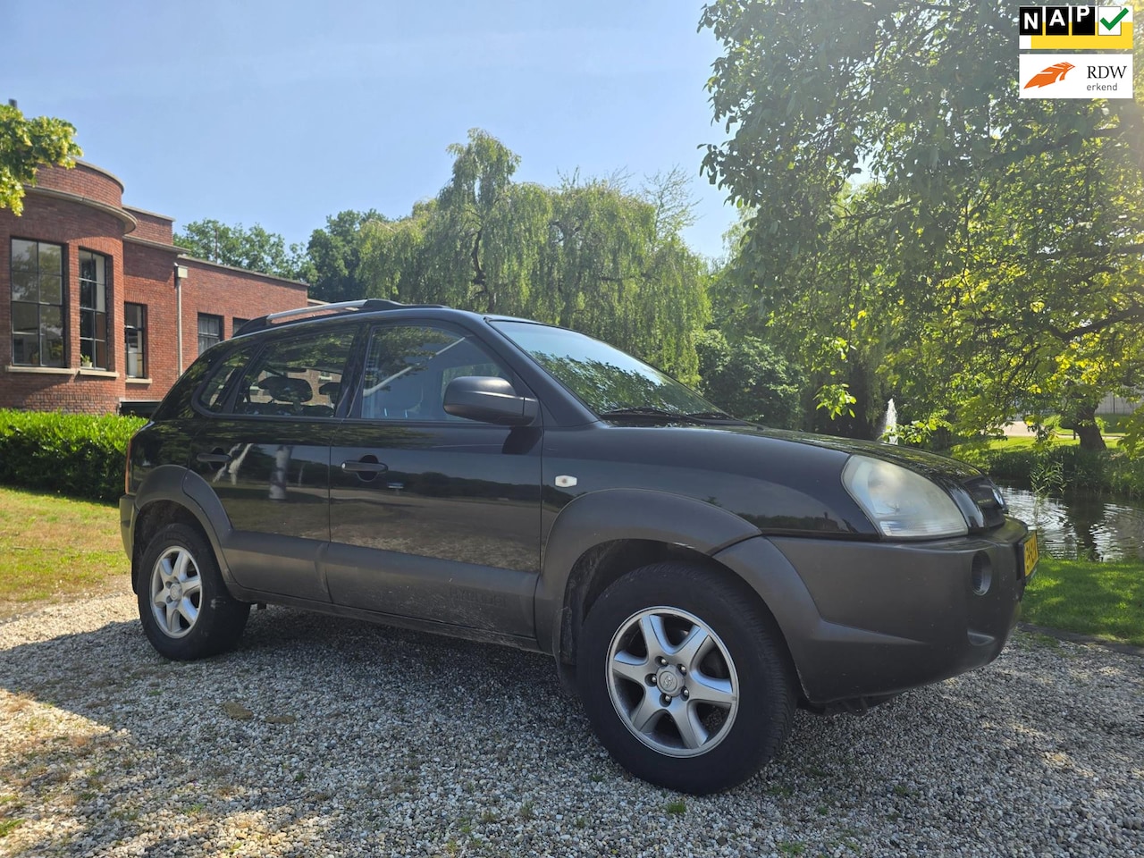 Hyundai Tucson - 2.0i Active AIRCO *apk:06-2025* - AutoWereld.nl