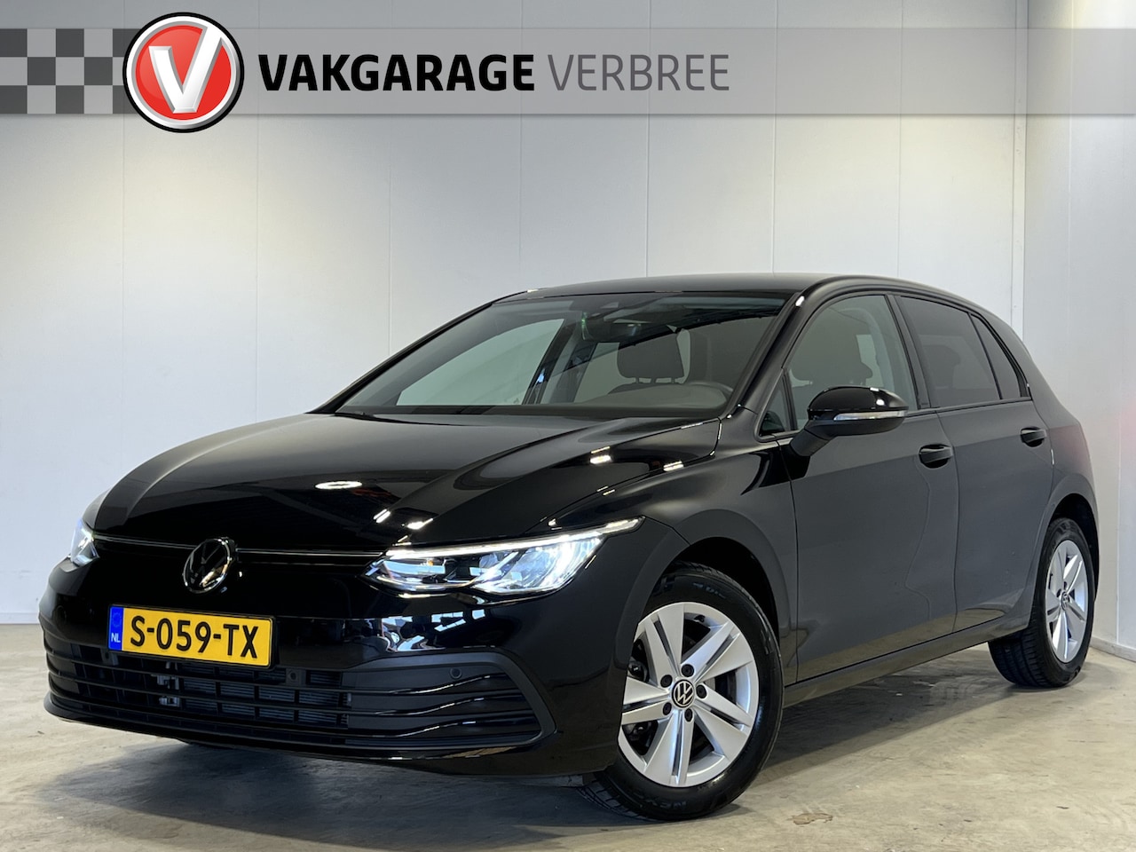 Volkswagen Golf - 1.0 eTSI Life | Navigatie/Android/Apple Carplay | LM Velgen 16" | Cruise Control Adaptief - AutoWereld.nl