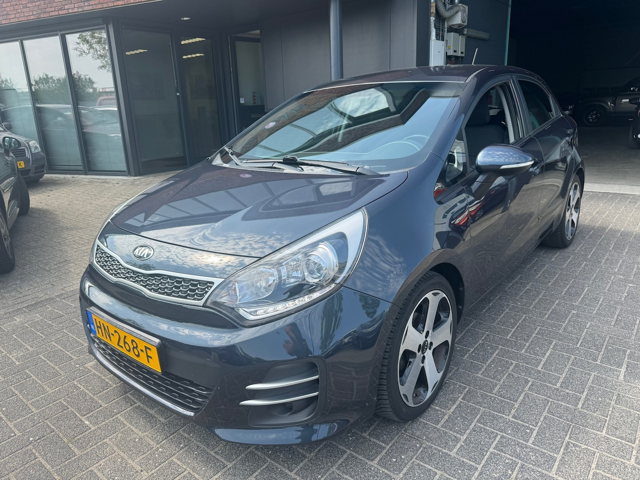 Kia Rio - 1.2 CVVT ExecutiveLine XENON LED CAMERA NAVI PARKEERSENSOREN - AutoWereld.nl