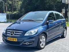 Mercedes-Benz B-klasse - 200/Automaat/Airco/Cruise/Pano/Leer/PDC/LMV
