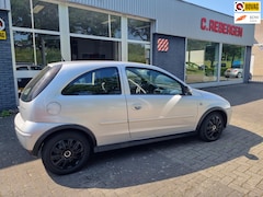 Opel Corsa - 1.2-16V Essentia