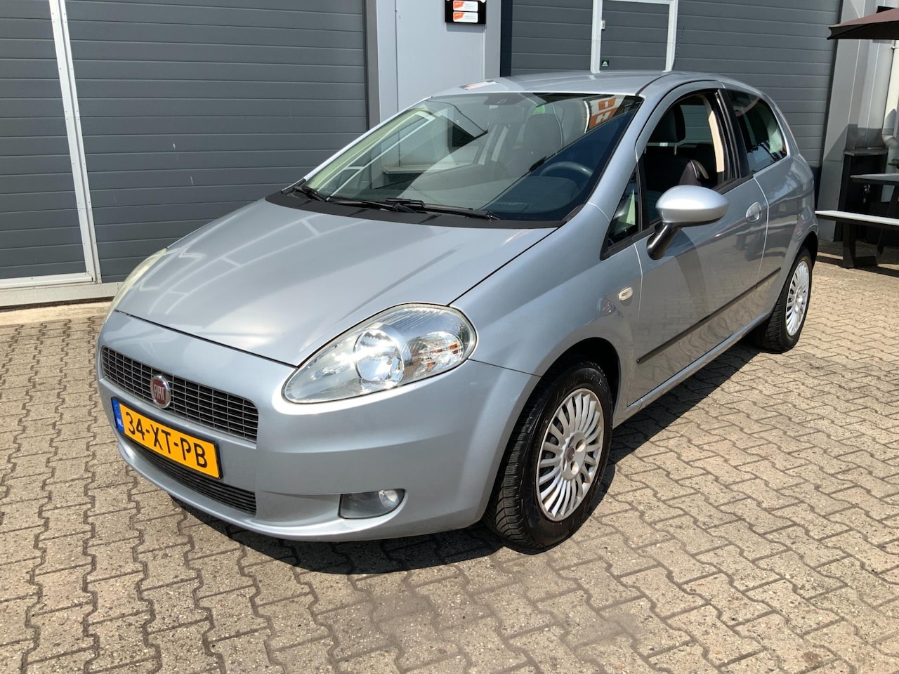 Fiat Grande Punto - 1.4 Dynamic Airco APK 6-2026 - AutoWereld.nl