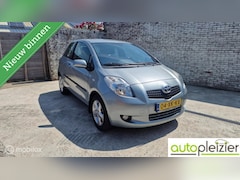 Toyota Yaris - 1.3 VVTi Luna MMT Automaat, clima, 1e eigenaar
