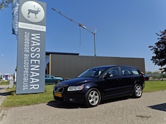 Volvo V50 - 2.0 Limited Edition | Trekhaak | Leer |