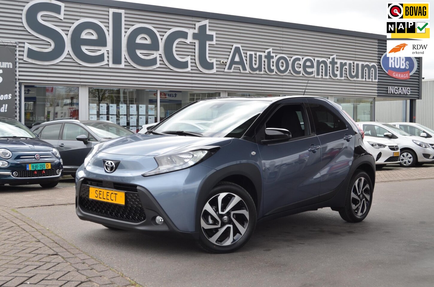 Toyota Aygo X - 1.0 VVT-i S-CVT Pulse|BITONE|17"VELGEN|STOELVERW.|CAMERA|CARPLAY|CRUISE - AutoWereld.nl
