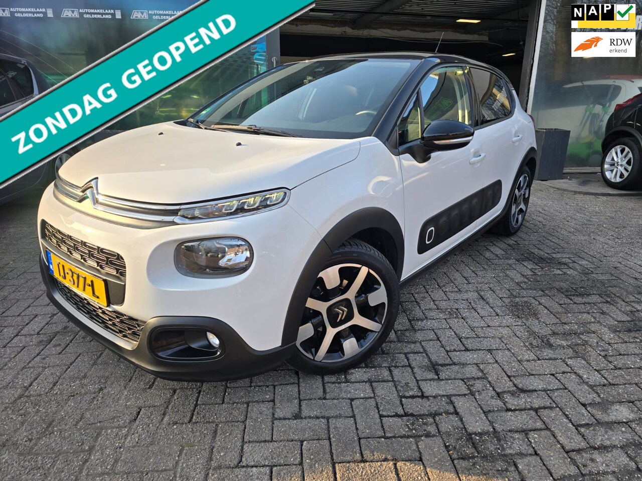 Citroën C3 - 1.2 PureTech S&S Shine | 1E EIGENAAR | 12MND GARANTIE | NAVI | LMV | CAMERA | CRUISE | - AutoWereld.nl