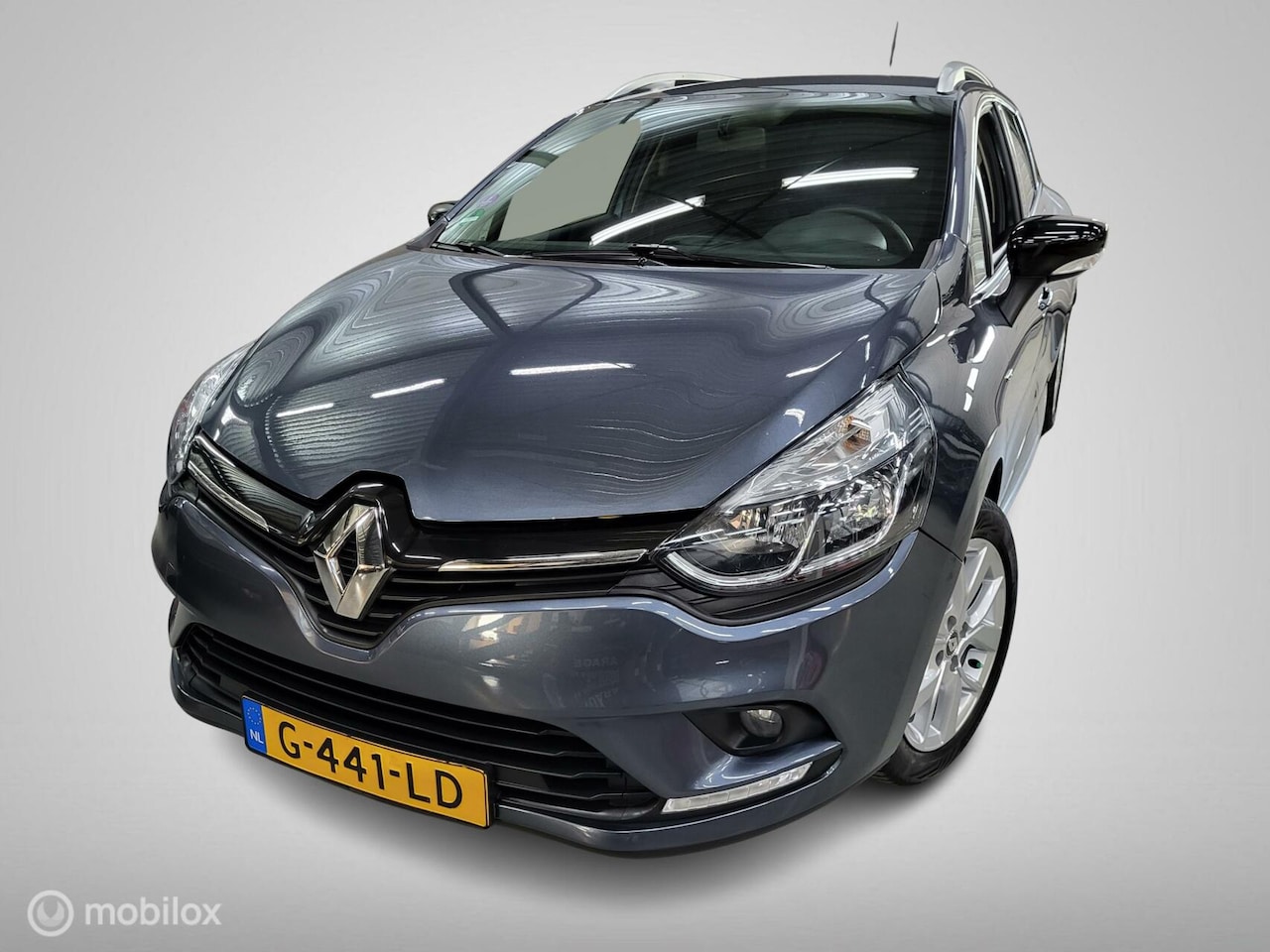 Renault Clio Estate - 0.9 TCe Limited/Cruise/Carplay/Trekhaak - AutoWereld.nl