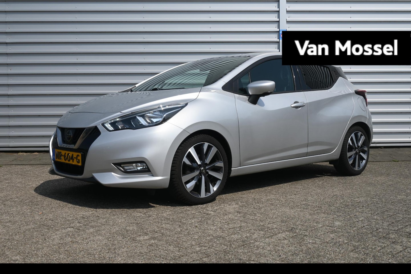 Nissan Micra - 0.9 IG-T Tekna | Navigatie | Camera | Lichtmetalen Velgen | Climate Control | Dodehoekherk - AutoWereld.nl