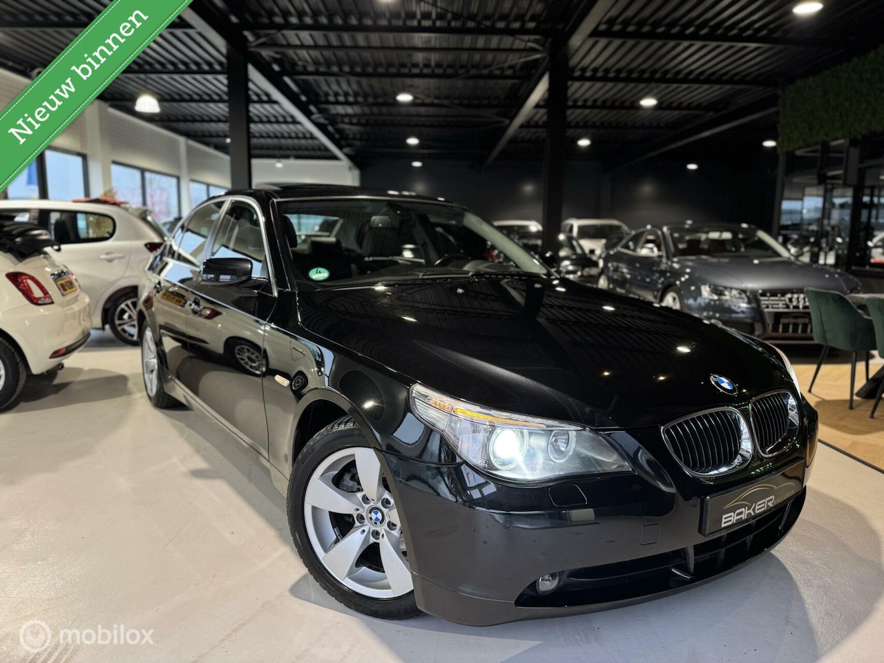 BMW 5-serie - 523i Executive / Xenon / Head-up / Youngtimer / - AutoWereld.nl