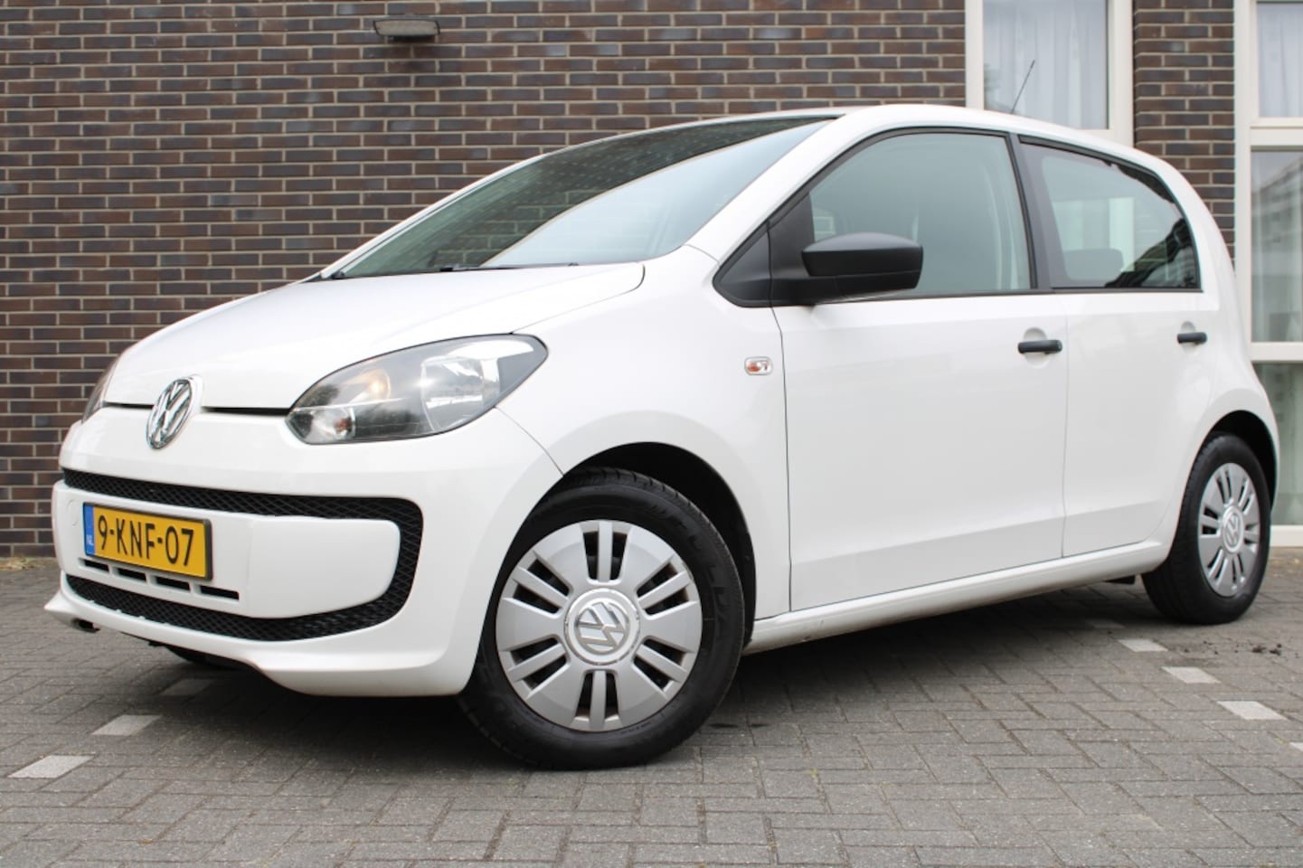 Volkswagen Up! - 1.0-5drs-airco-centrale deurvergrendeling - AutoWereld.nl