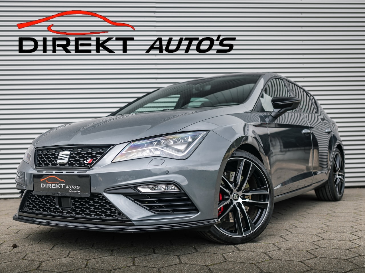 Seat Leon - 2.0 TSI CUPRA 300 PANO SEATSOUND LEDER DCC DAB+ - AutoWereld.nl