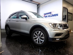 Volkswagen Tiguan - 1.5 ACT CL Bns.Digitaal teller/Leder/DSG7 Autom/Panorama schuif