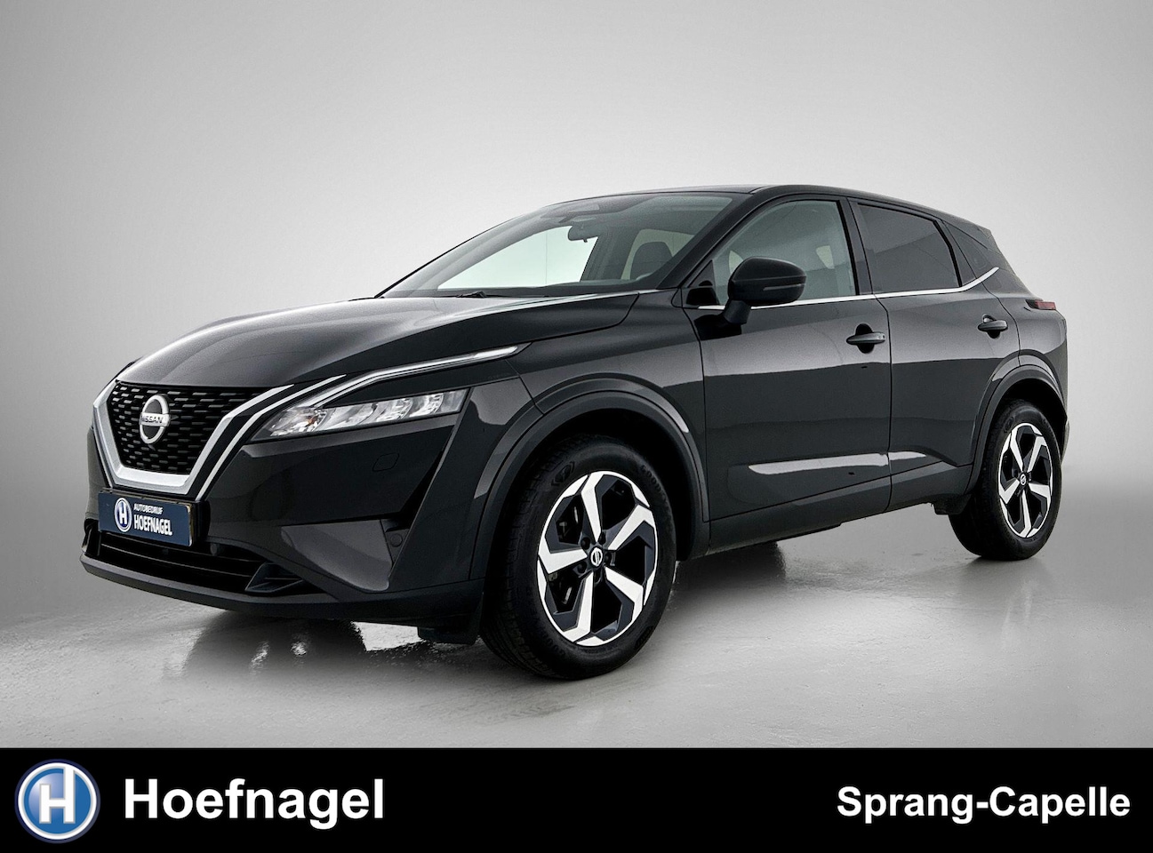 Nissan Qashqai - 1.3 MHEV Acenta | Camera | Adaptive Cruise | Stoel-/Stuurverwarming - AutoWereld.nl