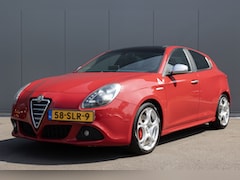 Alfa Romeo Giulietta - 1.7 TBi Quadrifoglio Verde | 236-PK | PANO | LEDER | NL - AUTO