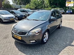 Kia Cee'd Sporty Wagon - 1.4 CVVT Seven // kleppen tikken