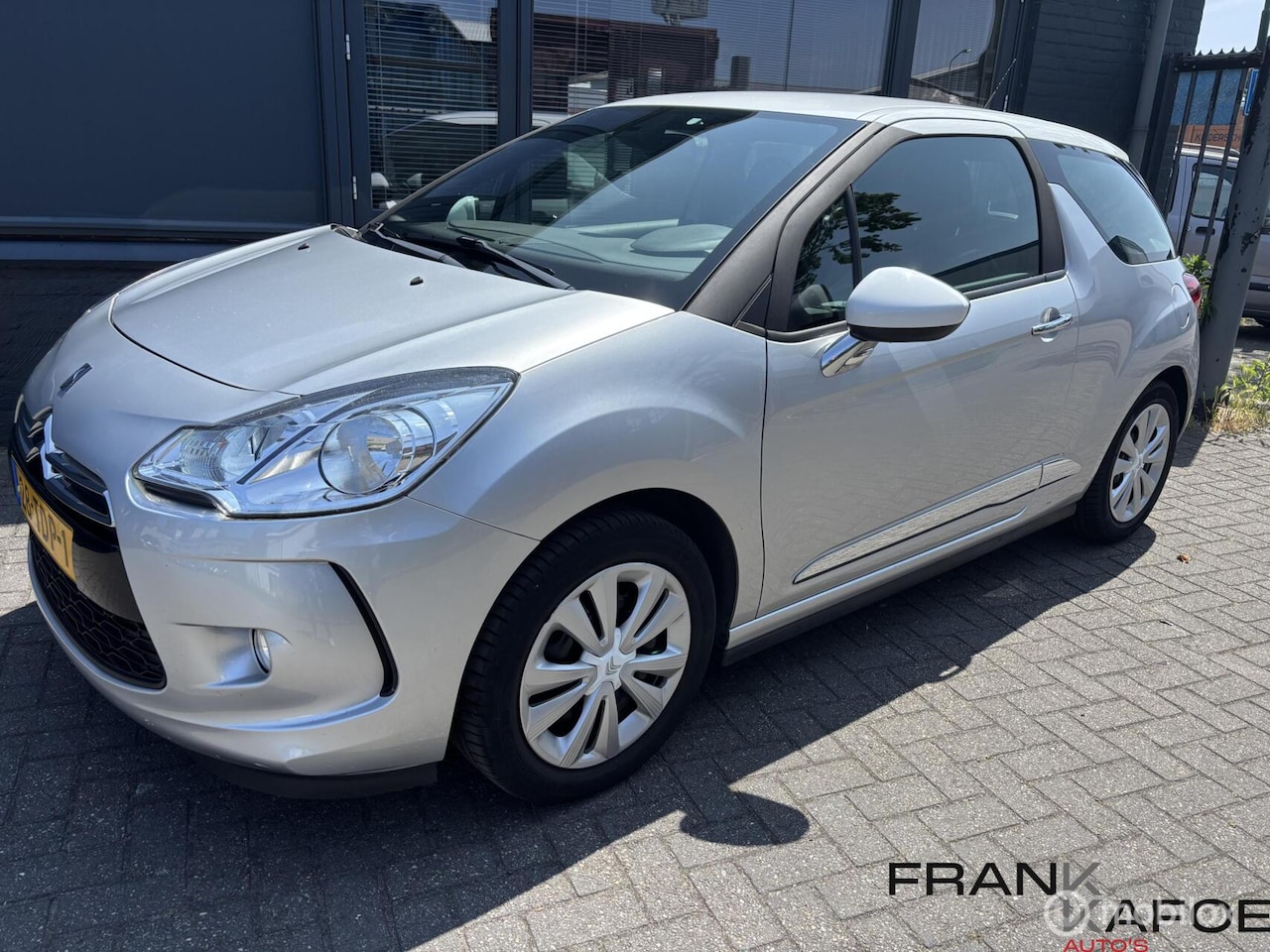 Citroën DS3 - 1.4i Chic Climate control Cruise control PDC 1e eigenaar - AutoWereld.nl