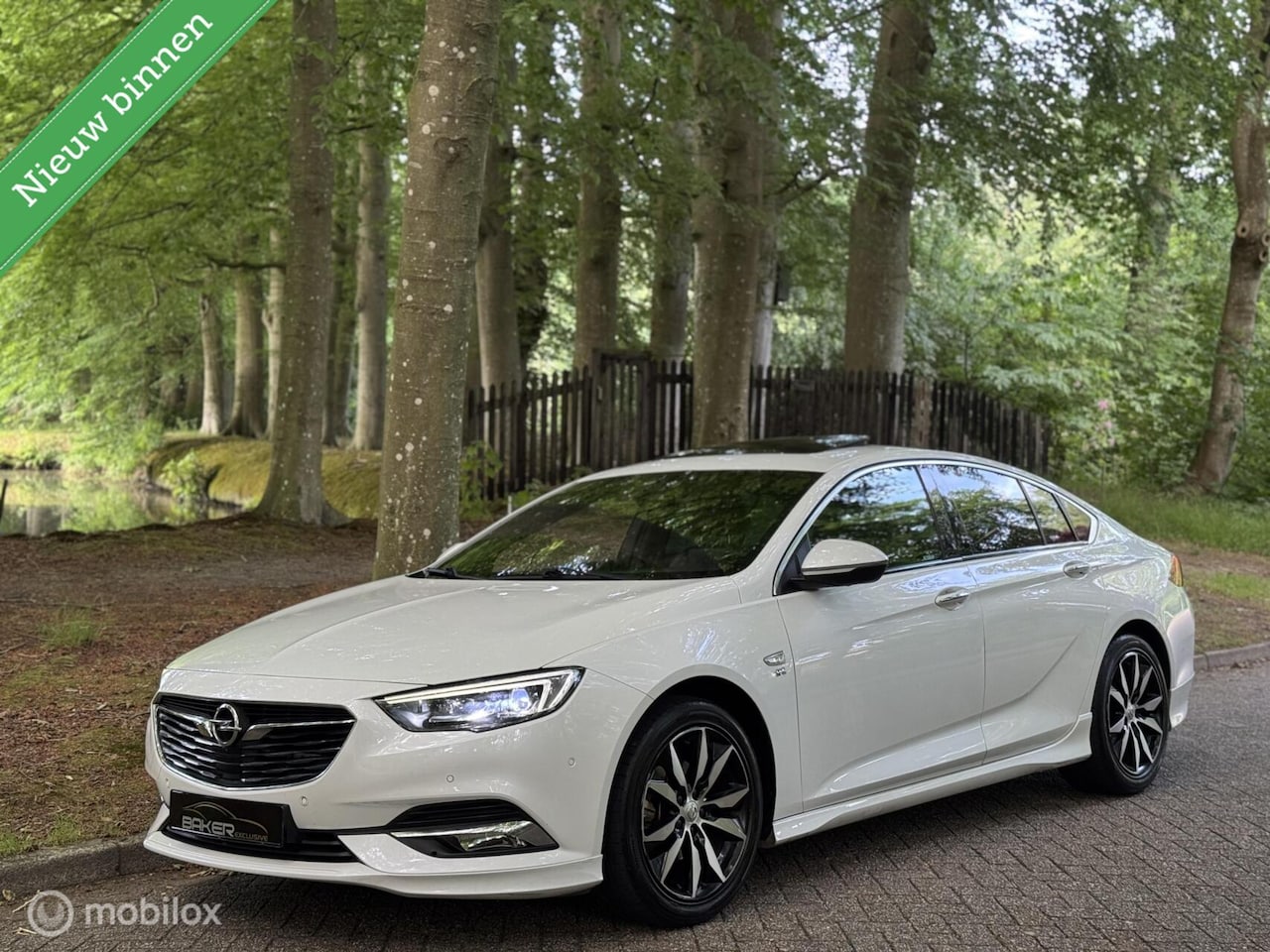 Opel Insignia Grand Sport - 1.5 Turbo Business Executive 1.5 Turbo Business Executive - AutoWereld.nl