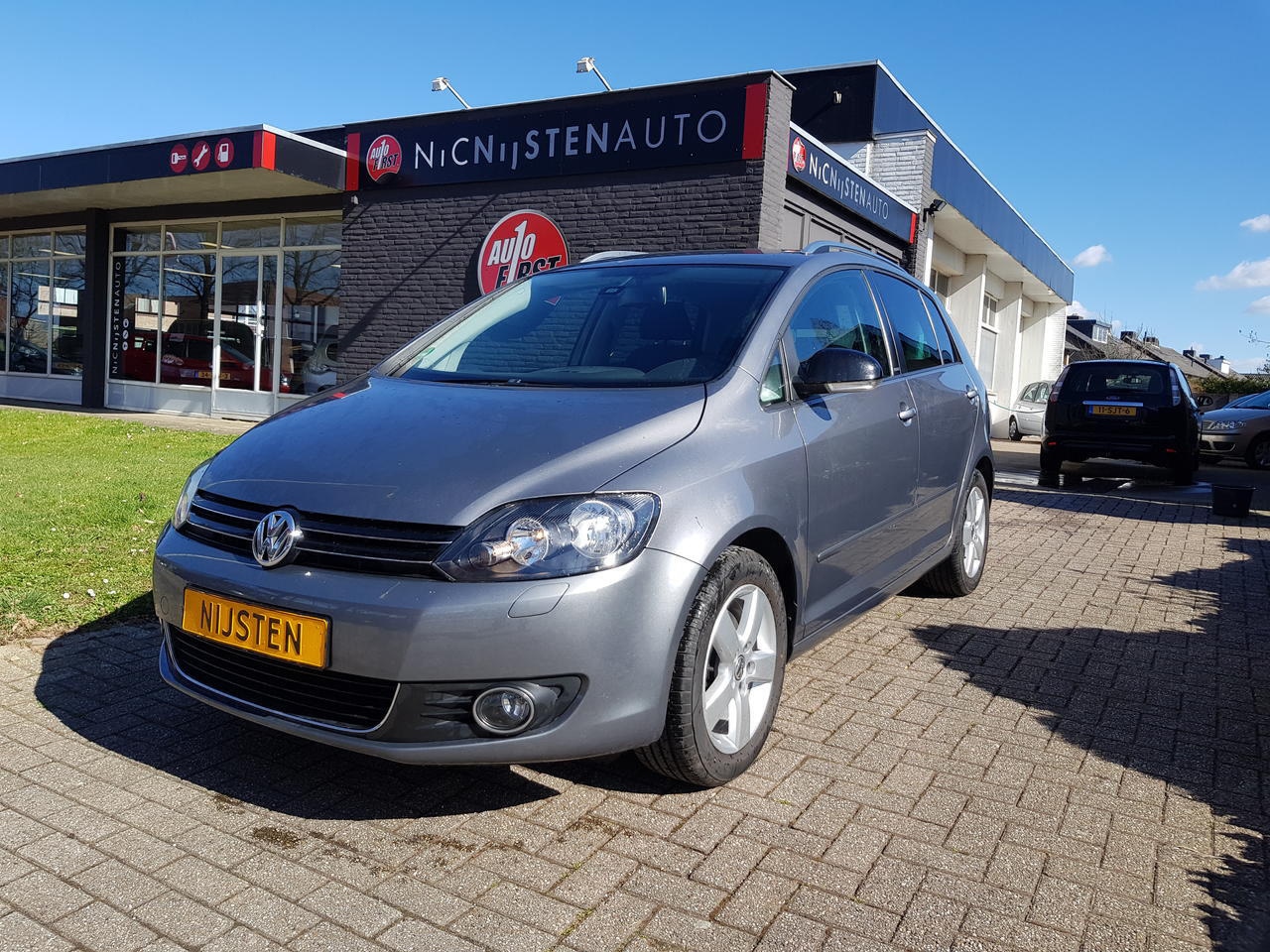 Volkswagen Golf Plus - 1.4 Tsi Style Climatronic. Parkeersensoren - AutoWereld.nl