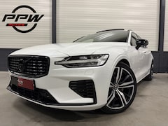 Volvo V60 - T6 Recharge AWD R-Design PANO/TREKHAAK/HEAD-UP/MEMORY/NAPPA-LEER+VENTILATIE/360CAMERA/H&K/