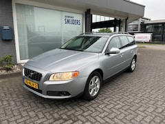 Volvo V70 - 2.0 MOMENTUM LEER