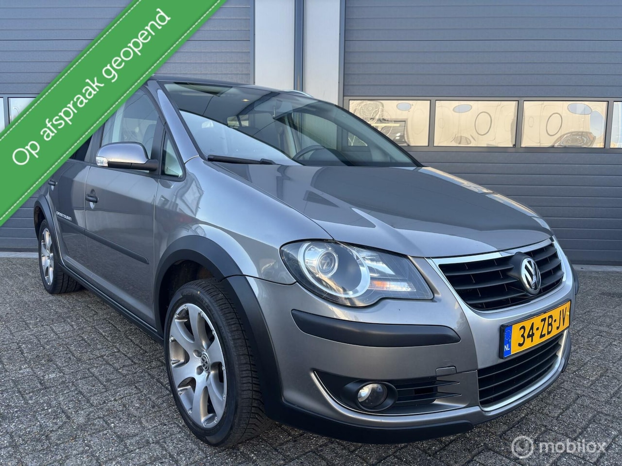 Volkswagen Touran - 1.4 Highline Automaat Uitvoering - AutoWereld.nl
