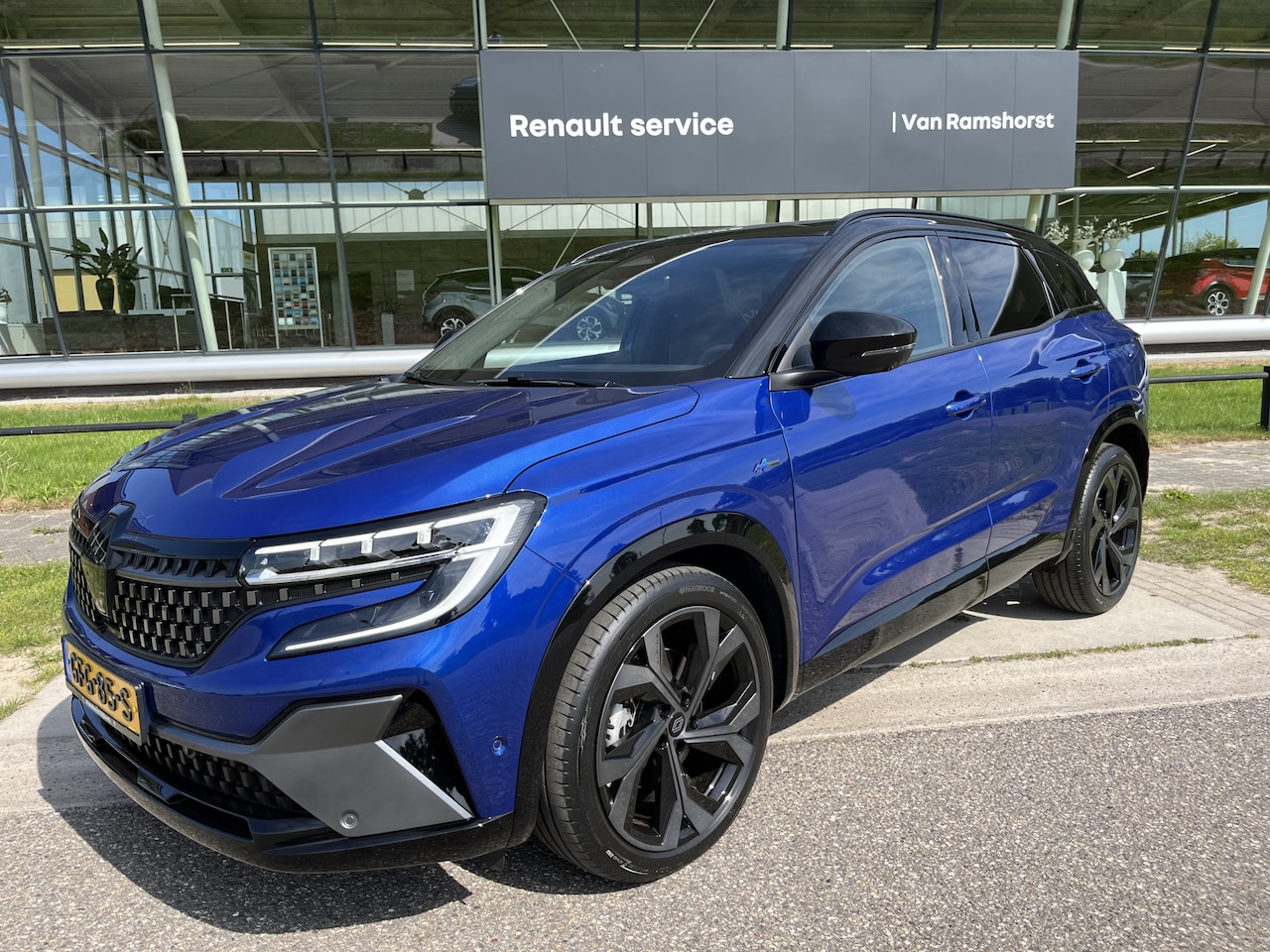 Renault Austral - 1.2 E-Tech full hybrid 200 iconic esprit Alpine / Camera 360' / Apple Carplay - Android Au - AutoWereld.nl