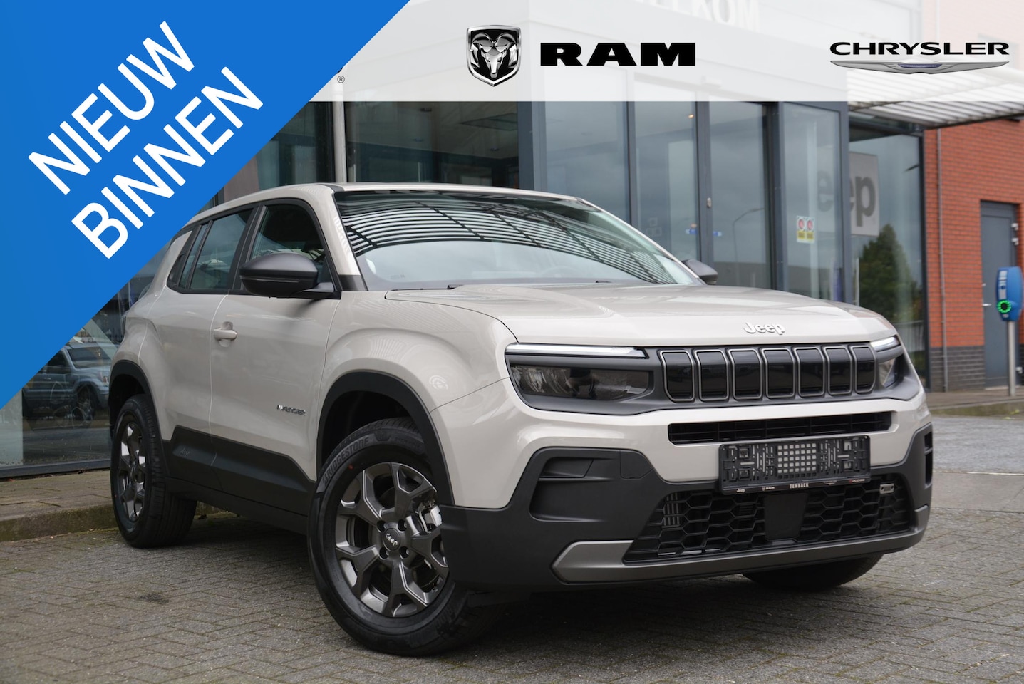 Jeep Avenger - 1.2 e-Hybrid Longitude | Winter pack | Stone beige | Direct rijden! - AutoWereld.nl
