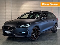 CUPRA Leon Sportstourer - 1.4 e-Hybrid Copper Edition 245pk Pano Memory Camera 19''