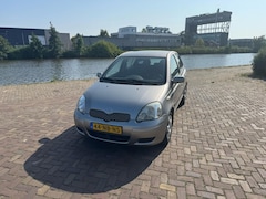 Toyota Yaris - 1.3 VVT-i Sol