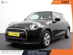 MINI Cooper - 1.5 Essential Trim Climate control Navigatie Cruise control LED Parkeersensoren Apple carp