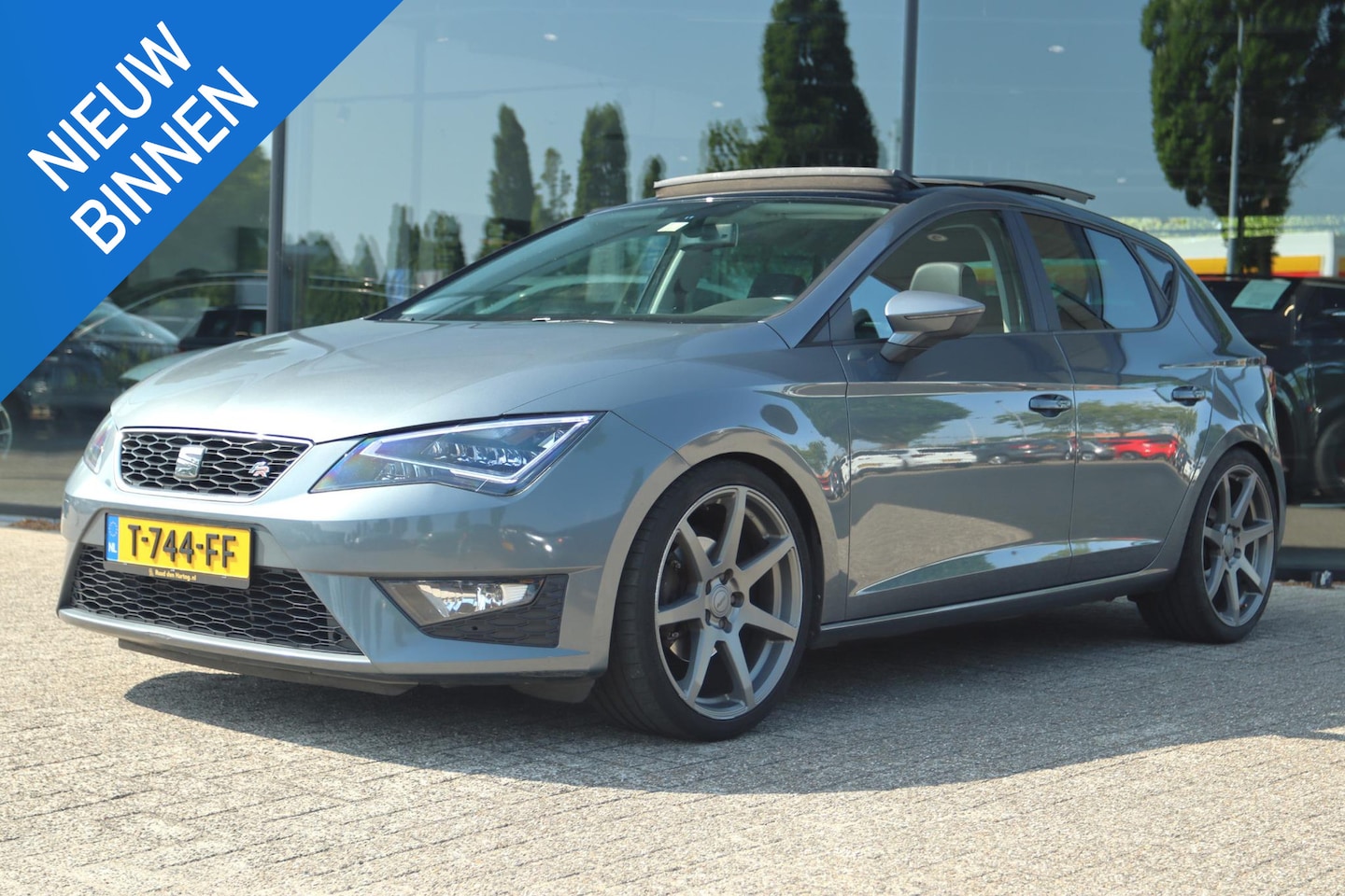 Seat Leon - 1.4 TSI FR BUSINESS | PANO | LED | CRUISE | CLIMATE | BLUETOOTH - AutoWereld.nl