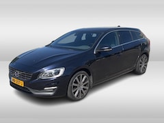 Volvo V60 - 1.5 T3 Momentum / Trekhaak / Navigatie / Parkeerhulp achter / 18'' / ACC / Stoelverwarming