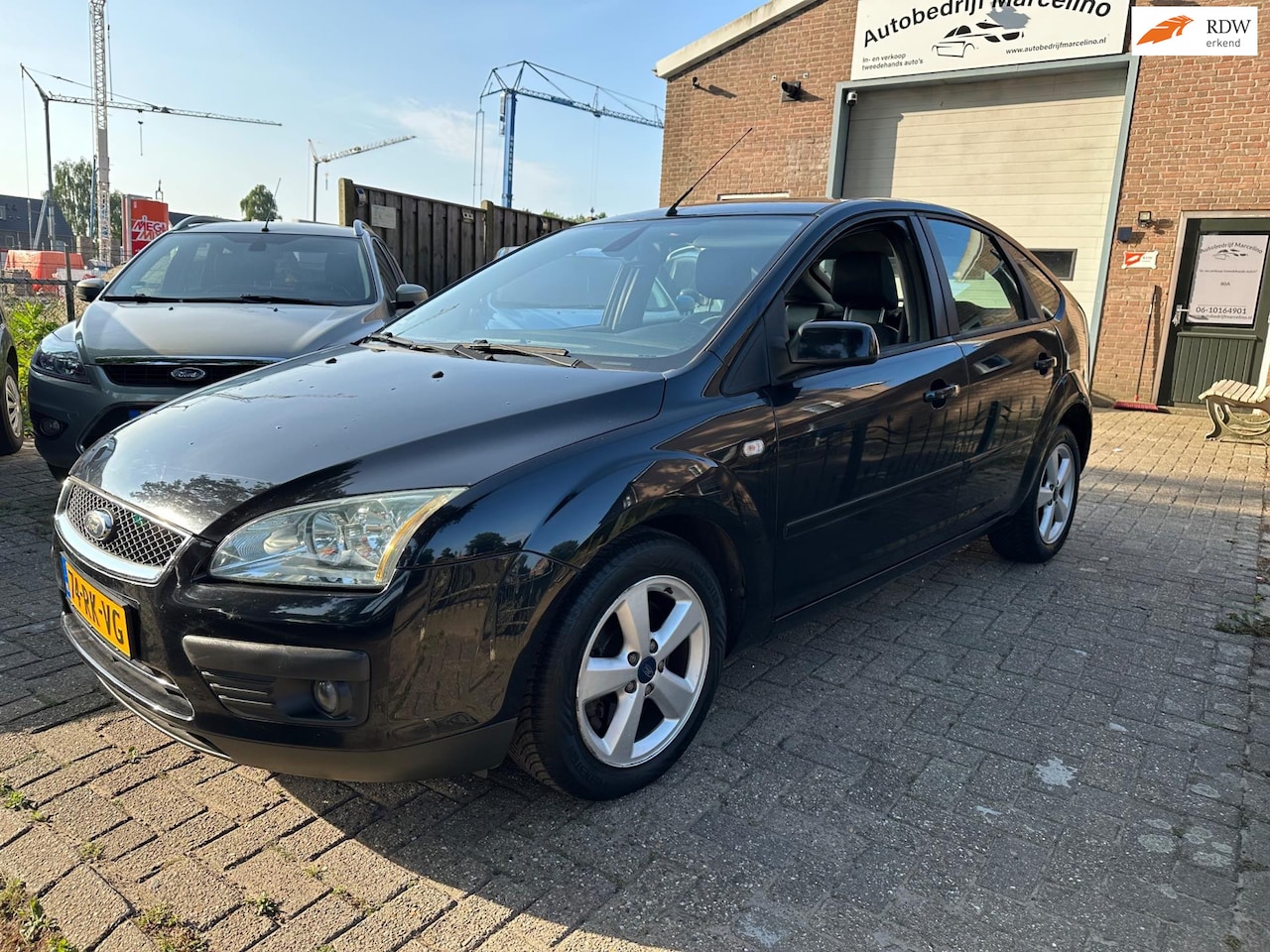 Ford Focus - 2.0-16V Titanium 2.0-16V Titanium - AutoWereld.nl